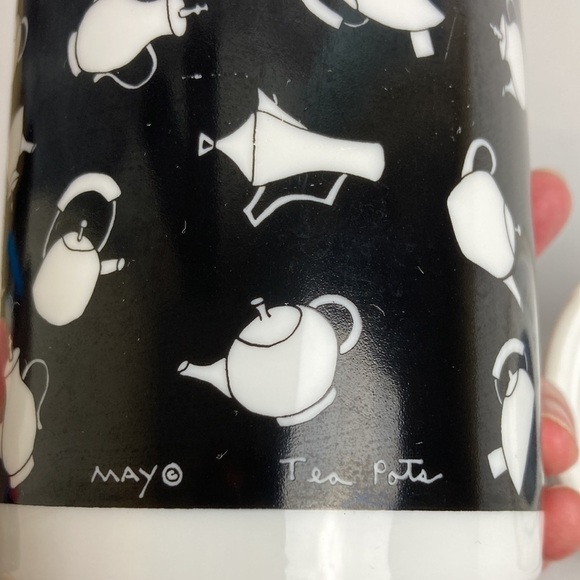 Chaleur Dan May Tea Pots Coffee Mug 2 Cup Set 14oz Black White Whimsy Whimsical - Picture 8 of 13